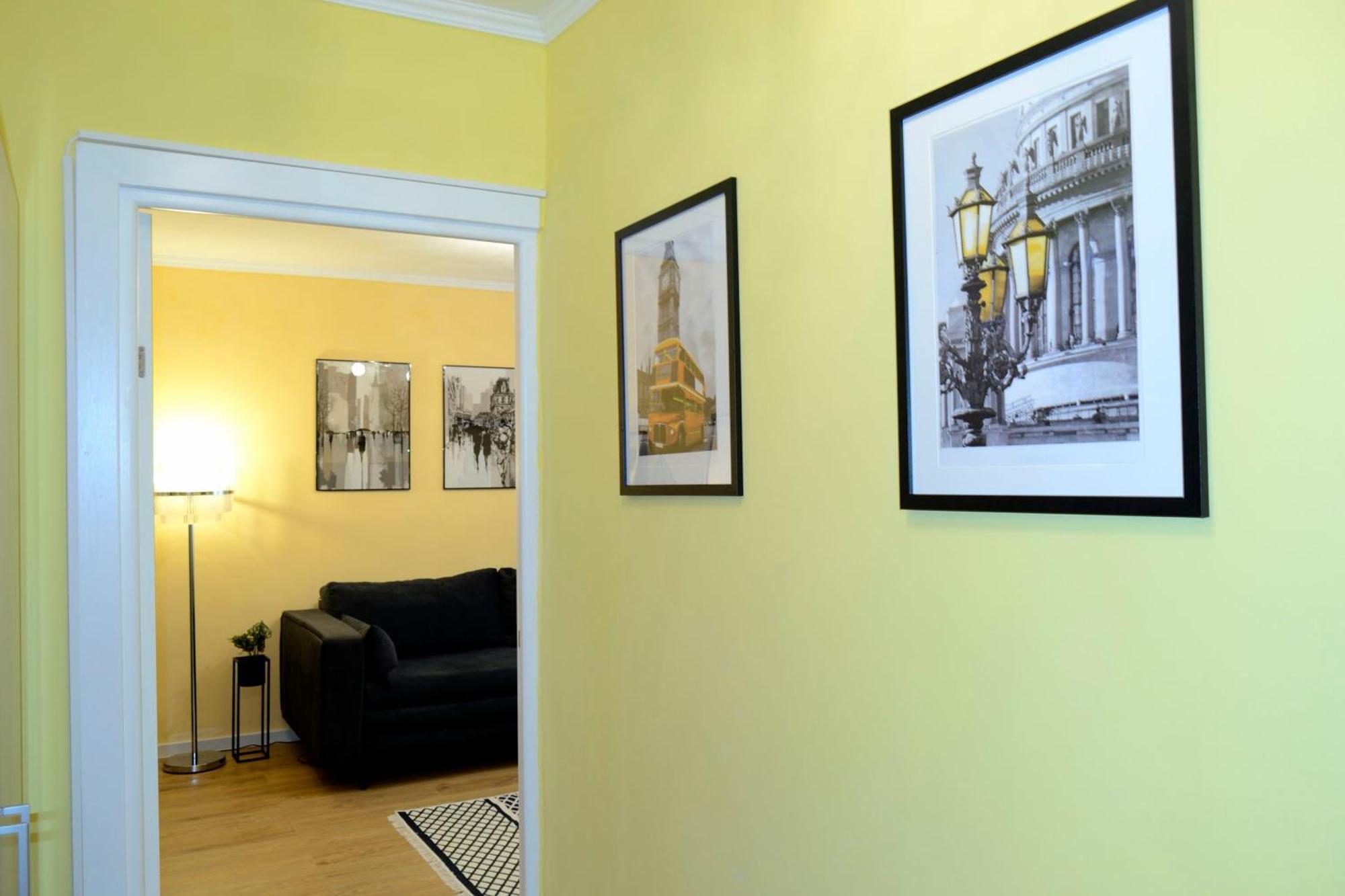 Cozy 2 Rooms Apartment Drumul Taberei Bucureşti Exterior foto